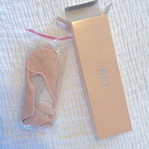 NEW Bloch pink leather ballet slippers